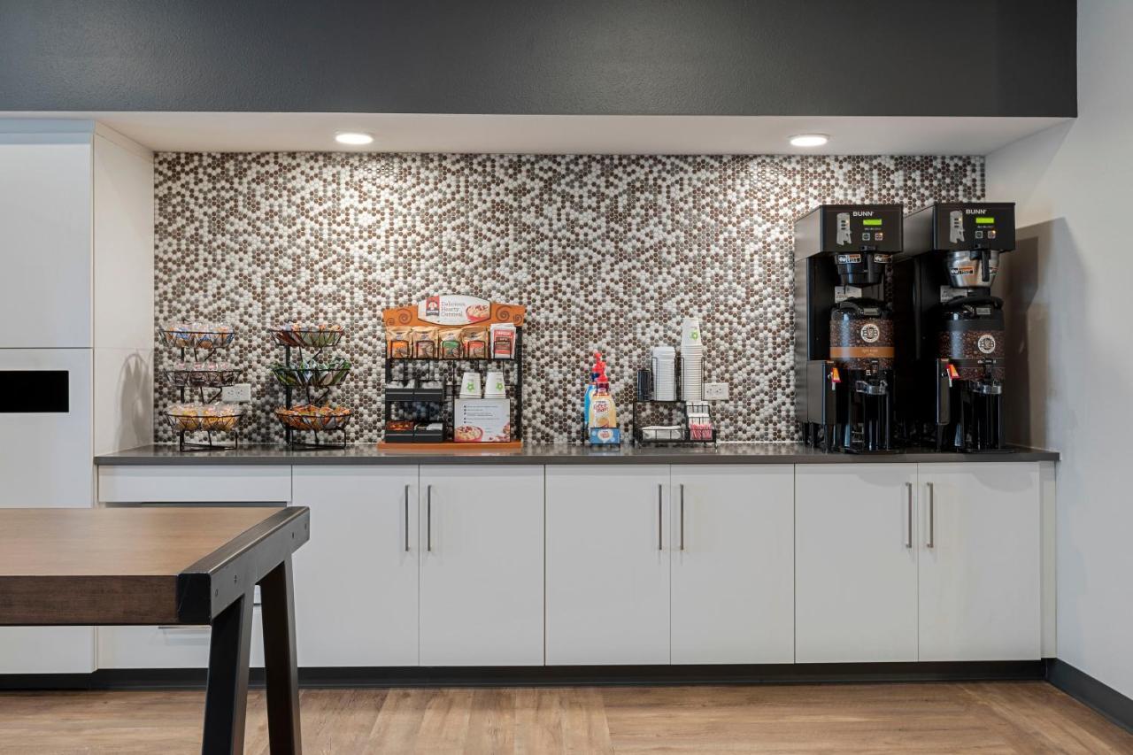 Extended Stay America Premier Suites - Tampa - Fairgrounds - Casino Экстерьер фото