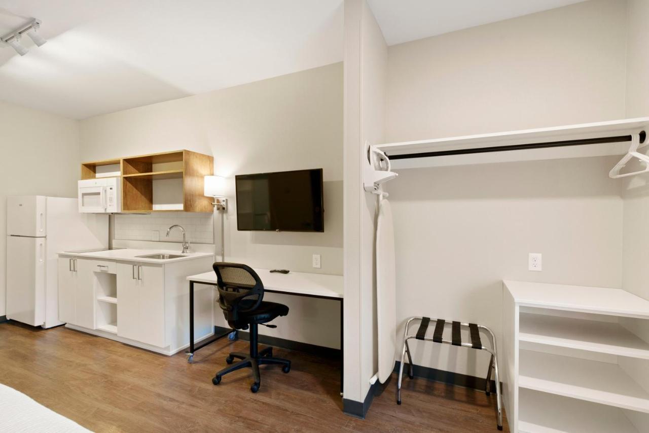 Extended Stay America Premier Suites - Tampa - Fairgrounds - Casino Экстерьер фото