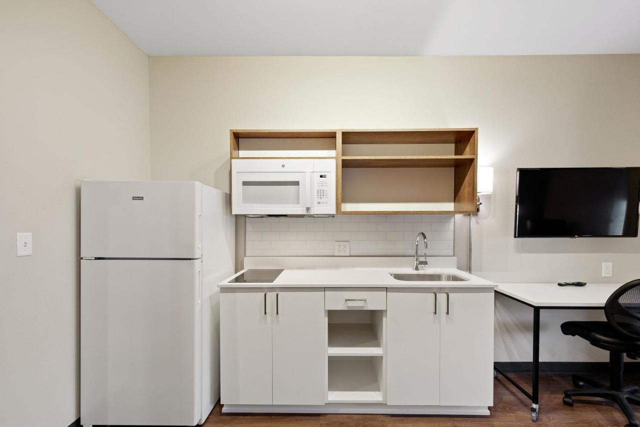 Extended Stay America Premier Suites - Tampa - Fairgrounds - Casino Экстерьер фото