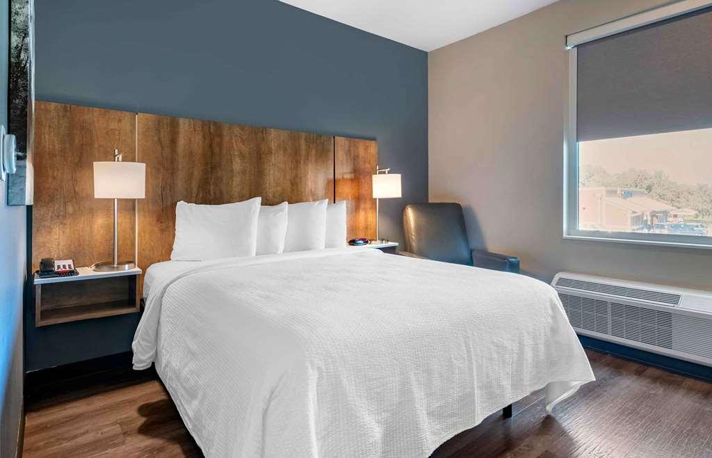 Extended Stay America Premier Suites - Tampa - Fairgrounds - Casino Номер фото