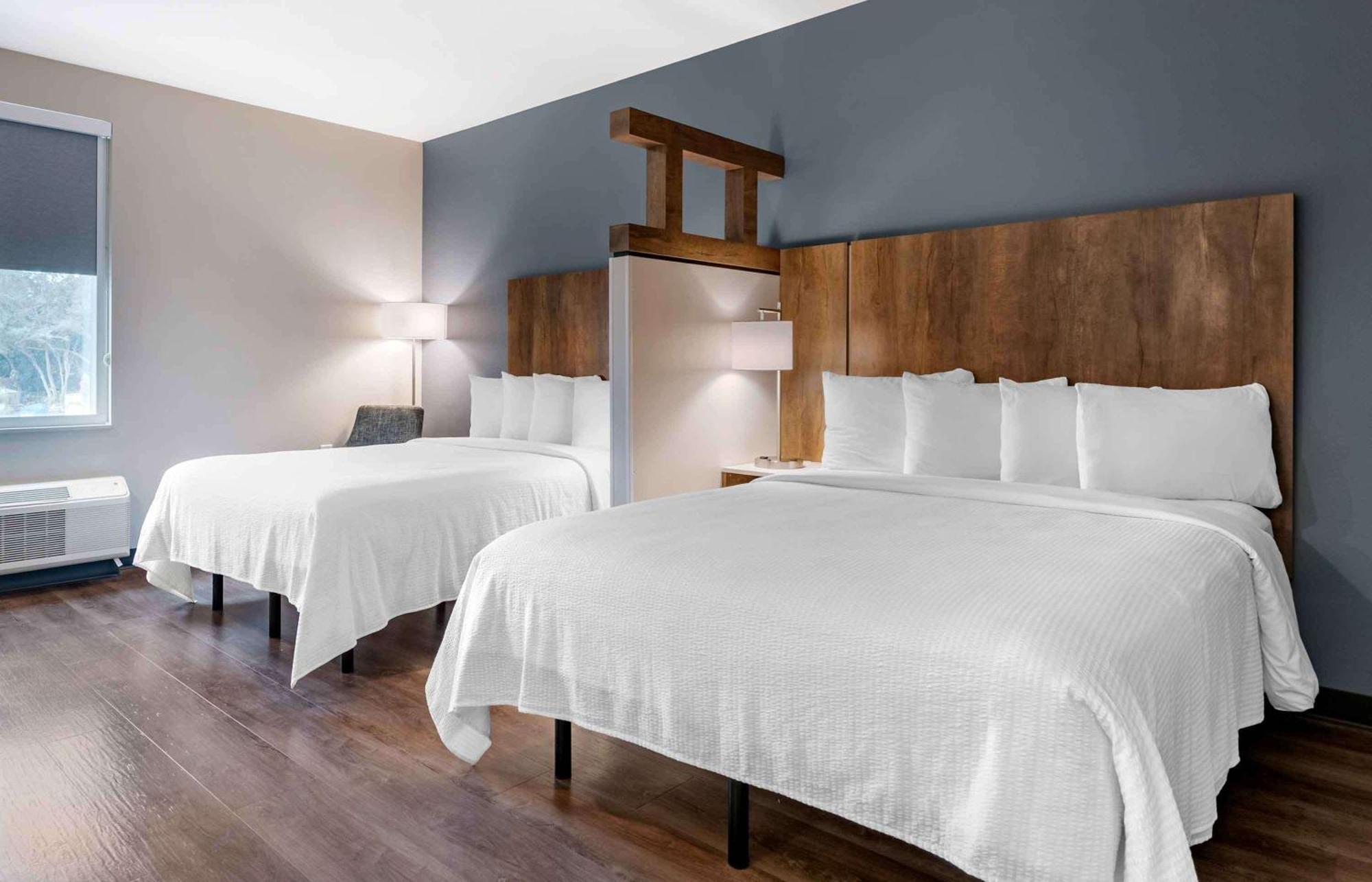Extended Stay America Premier Suites - Tampa - Fairgrounds - Casino Экстерьер фото