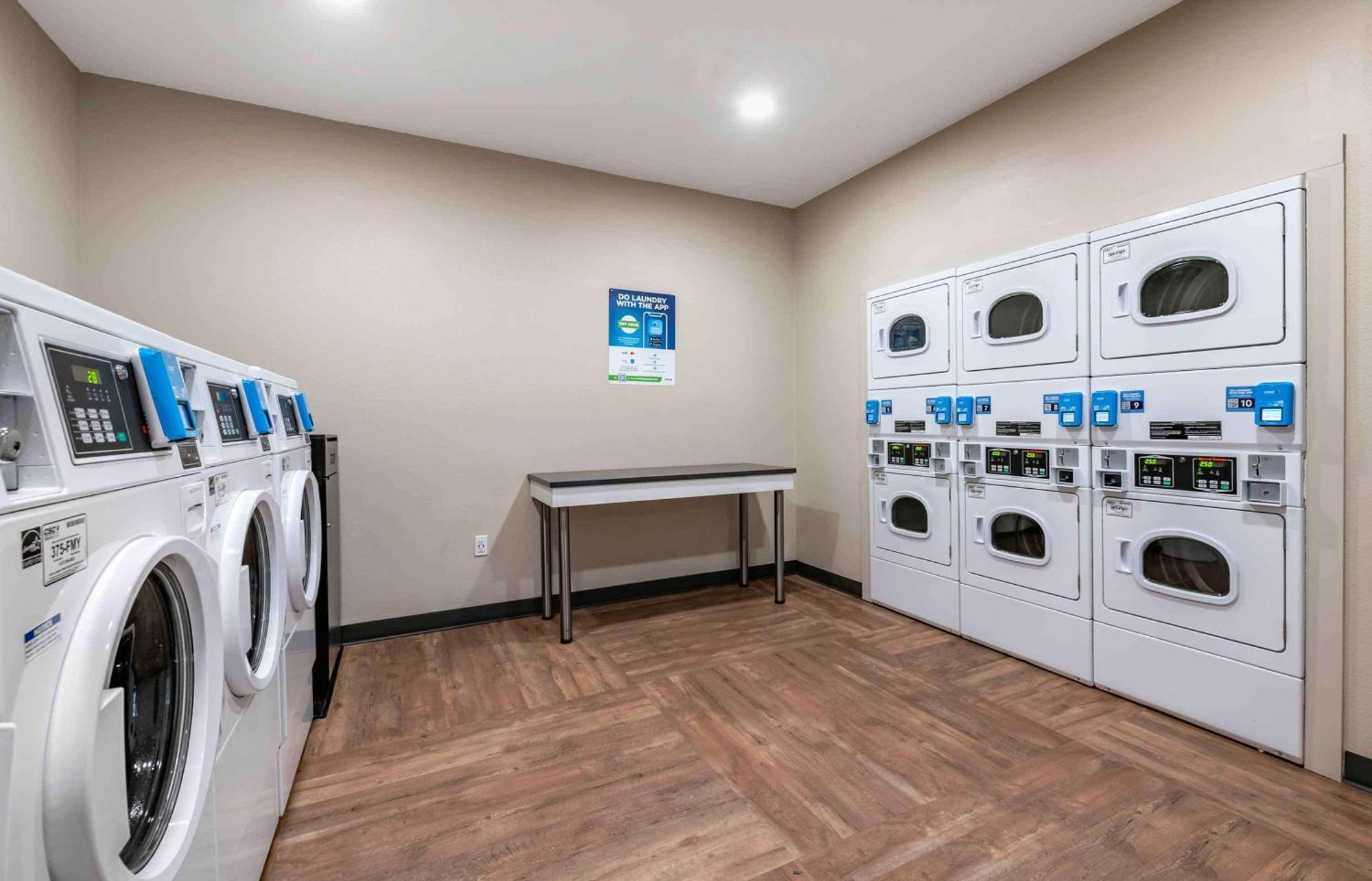 Extended Stay America Premier Suites - Tampa - Fairgrounds - Casino Экстерьер фото