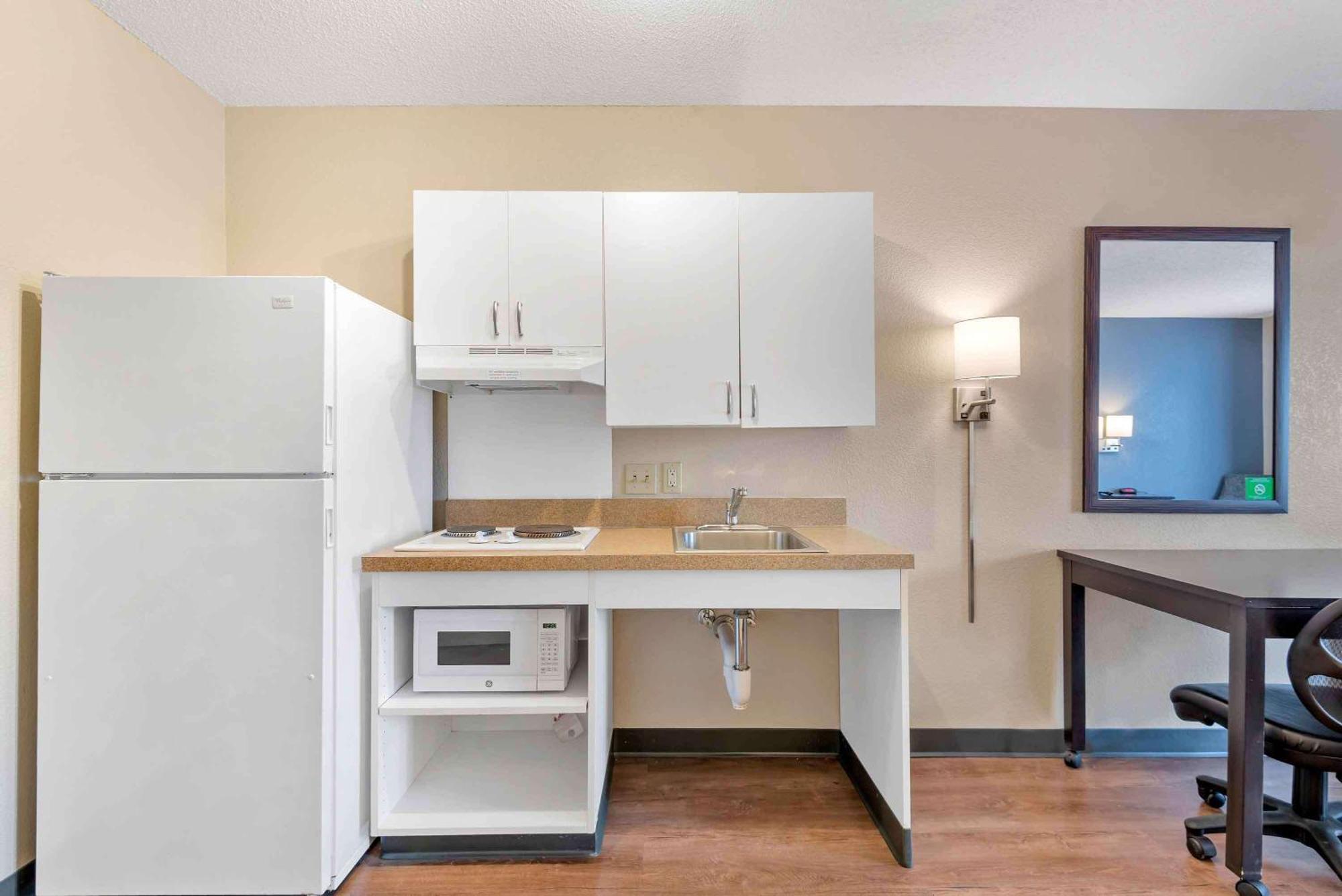 Extended Stay America Premier Suites - Tampa - Fairgrounds - Casino Экстерьер фото