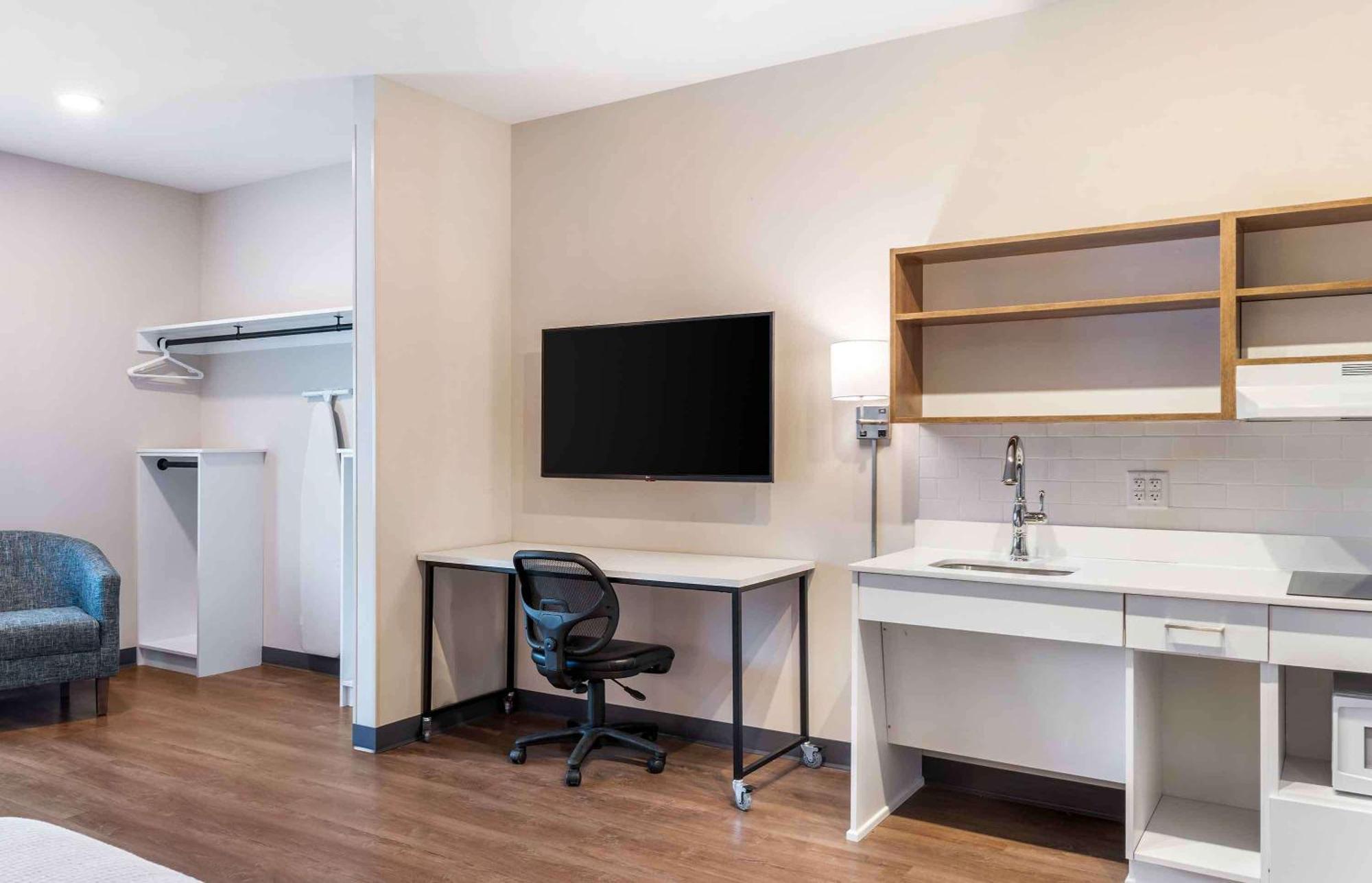 Extended Stay America Premier Suites - Tampa - Fairgrounds - Casino Экстерьер фото